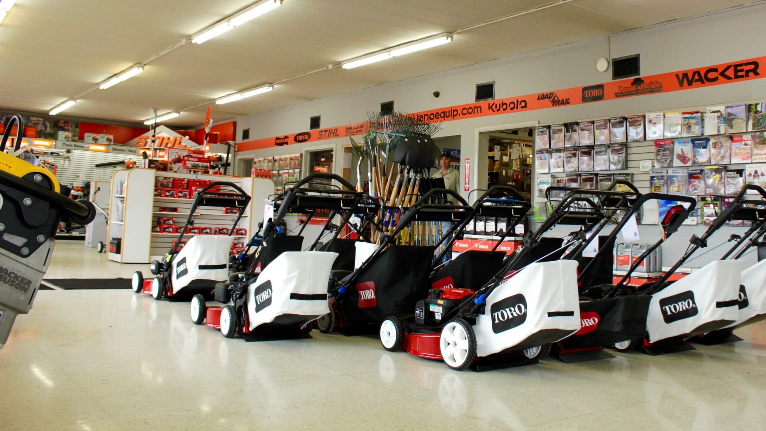 No matter what you’re hauling, Lano can help you select the perfect trailer.