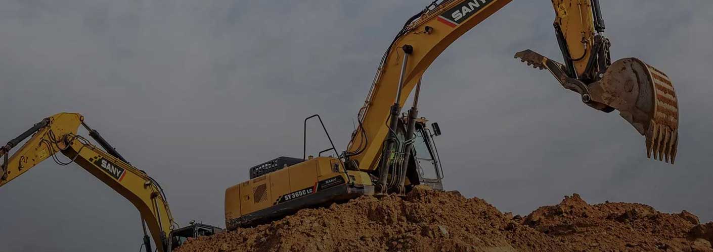 The new standard, fully loaded excavators.